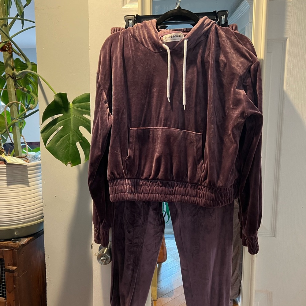 Weekend Edition Purple Hoodie and Jogger set - Size XL
